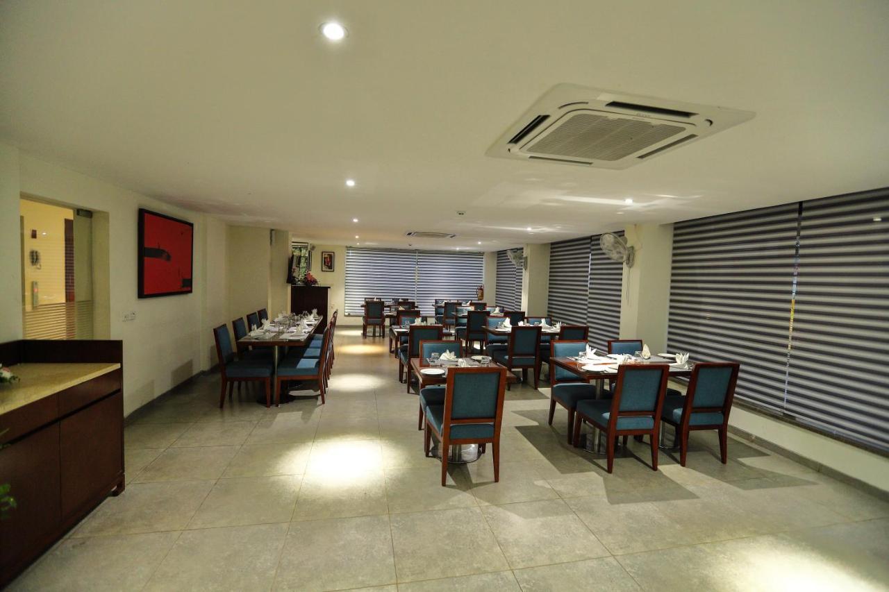 Zip By Spree Hotels Hyde Goa Candolim Exterior photo