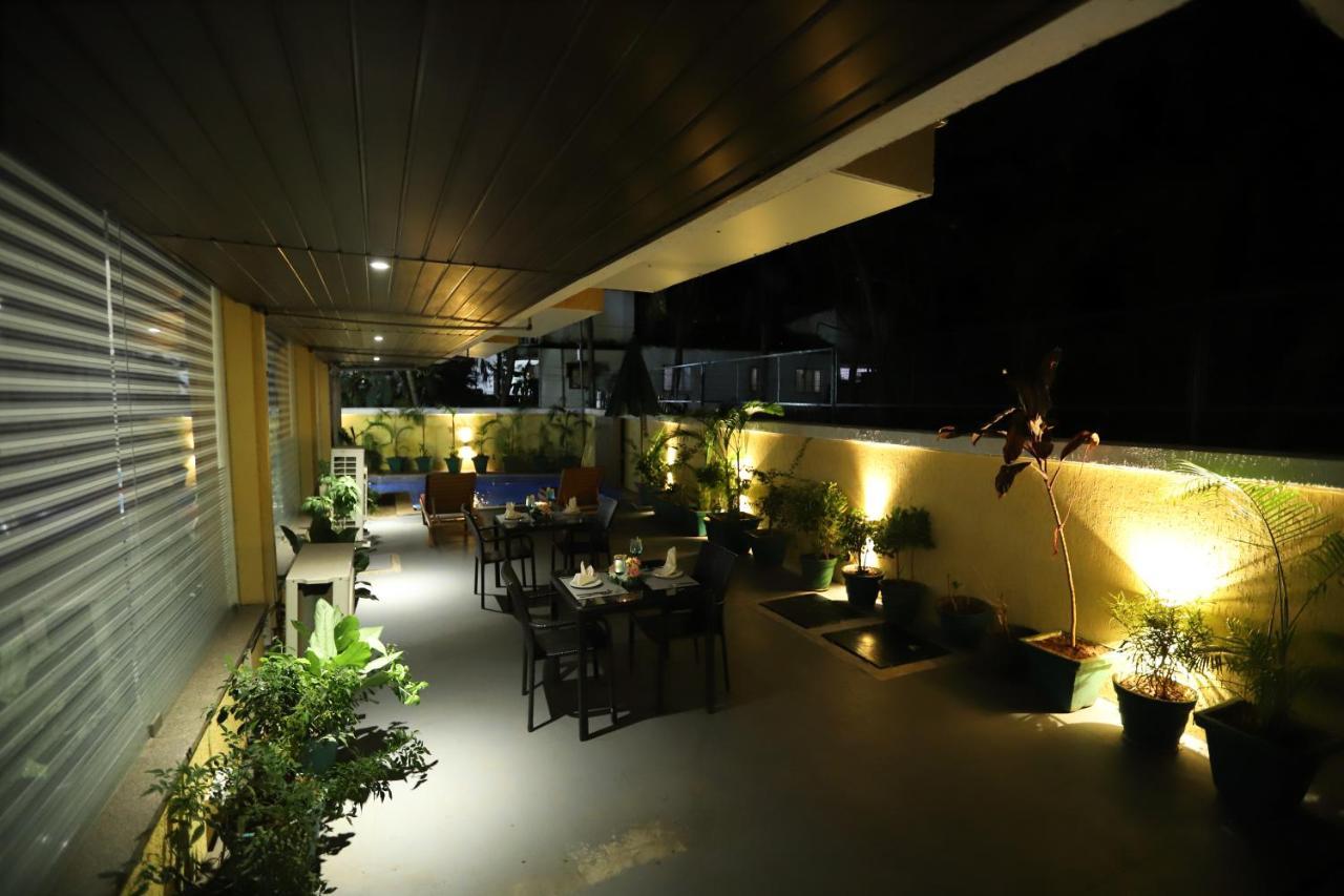 Zip By Spree Hotels Hyde Goa Candolim Exterior photo